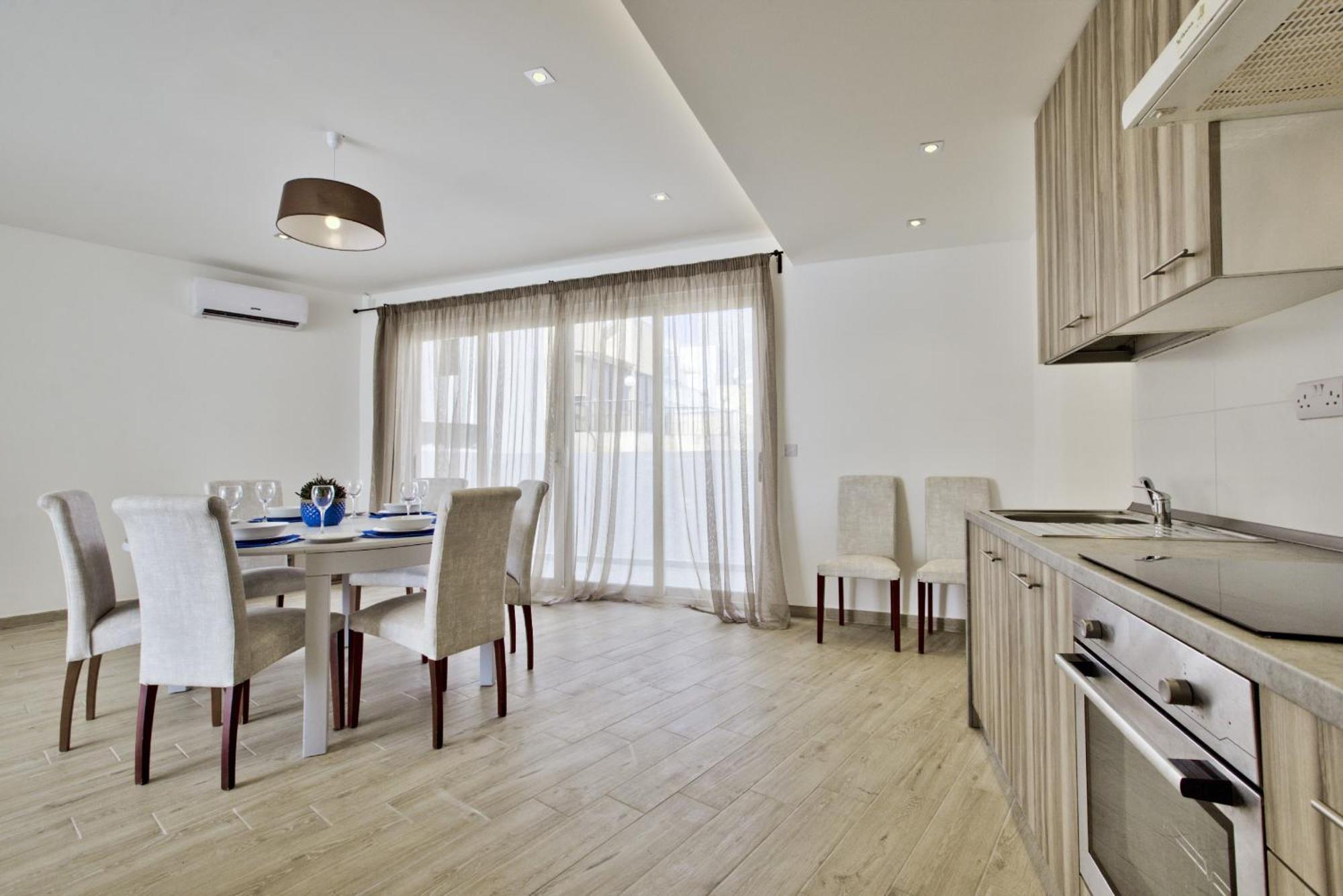Bastions Seaview Apartments And Duplex Penthouse In Sliema By Shortletsmalta Eksteriør bilde