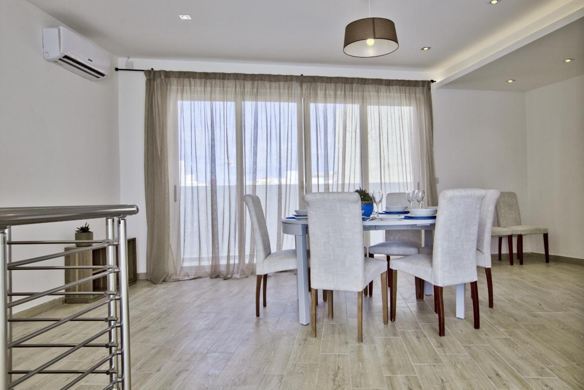 Bastions Seaview Apartments And Duplex Penthouse In Sliema By Shortletsmalta Eksteriør bilde