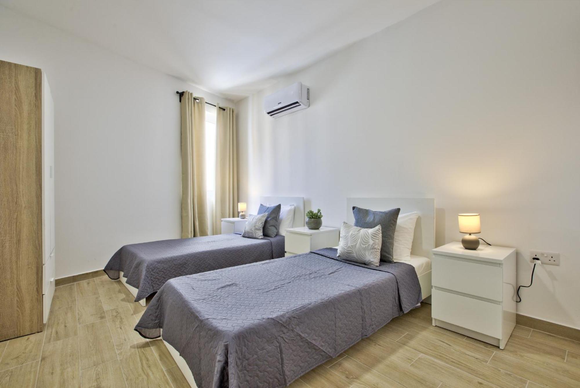Bastions Seaview Apartments And Duplex Penthouse In Sliema By Shortletsmalta Eksteriør bilde